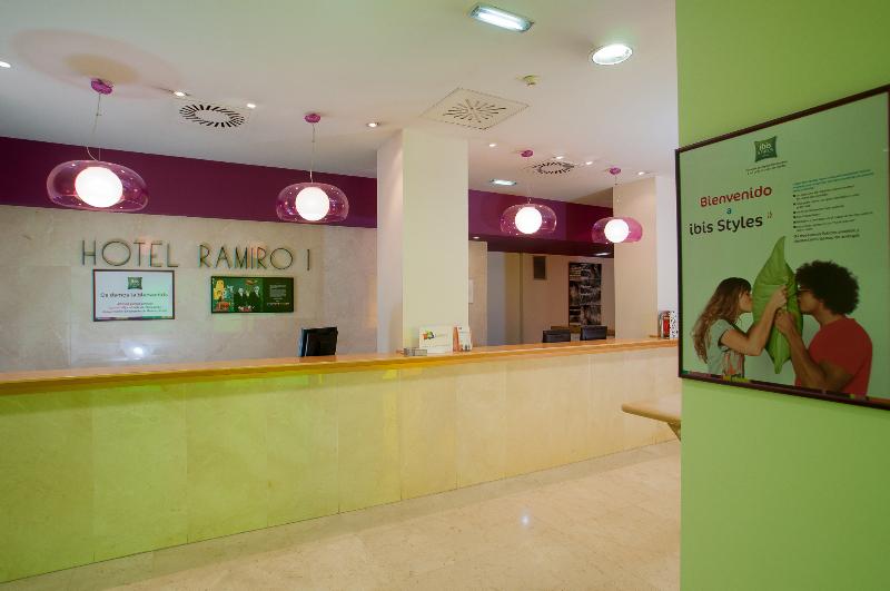 Hotel Ibis Styles Zaragoza Ramiro I Esterno foto